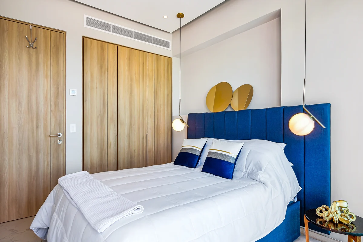 Bedroom 1 image 1