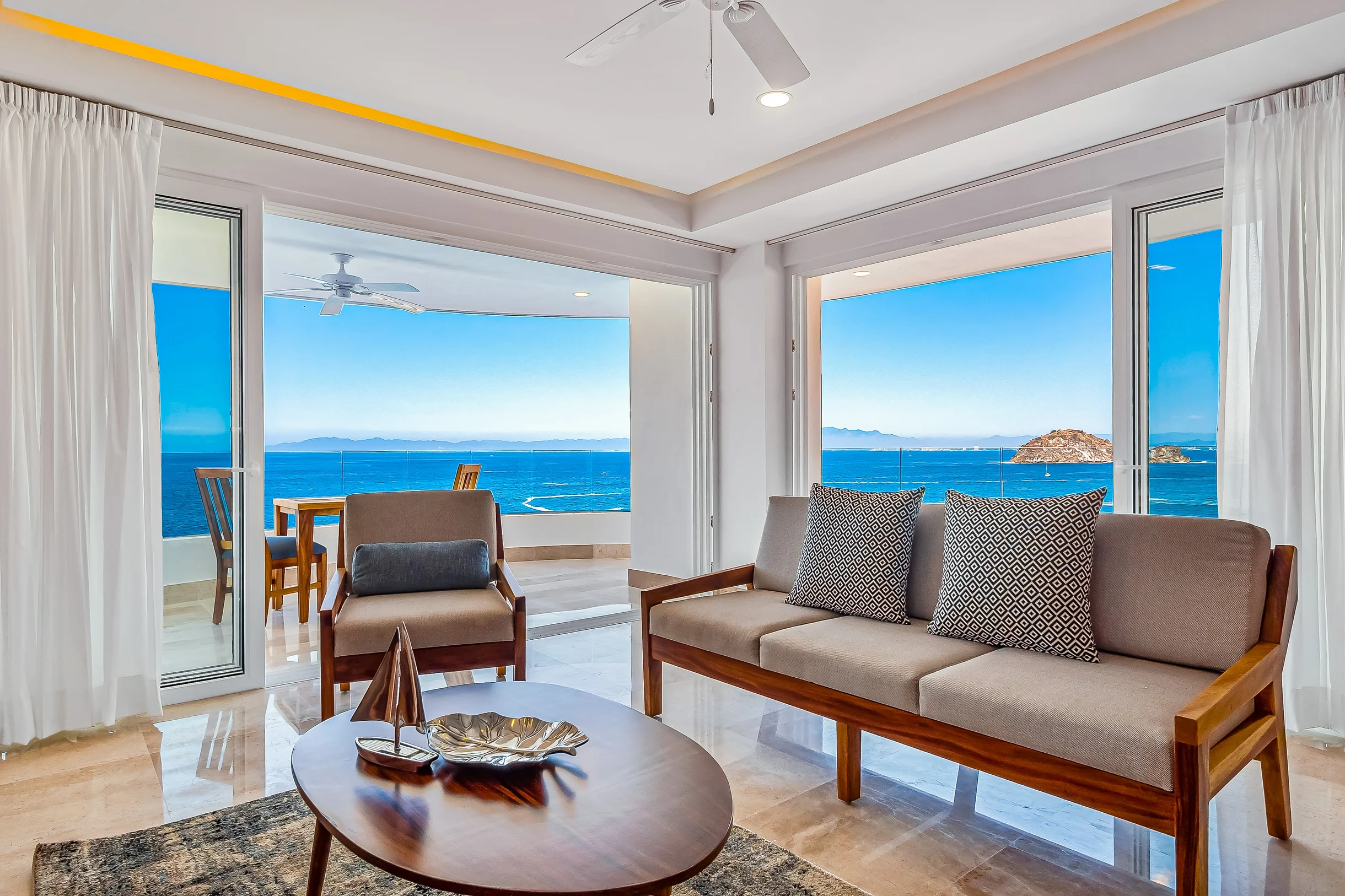Condo in Puerto Vallarta property photo 4
