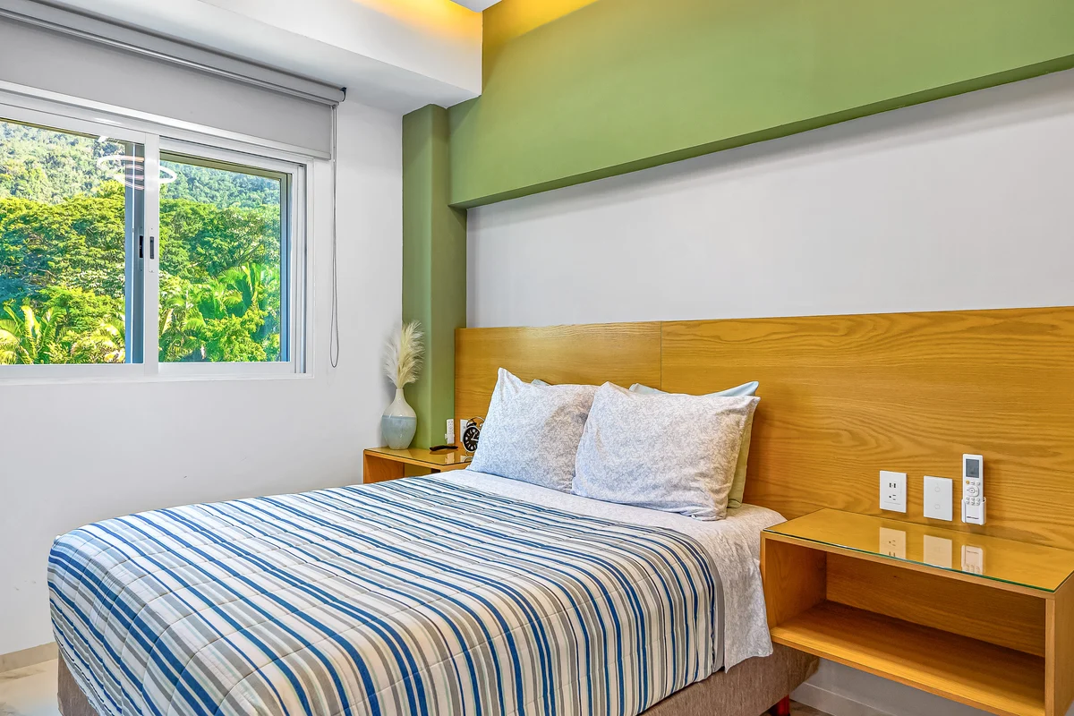 Bedroom 1 image 1