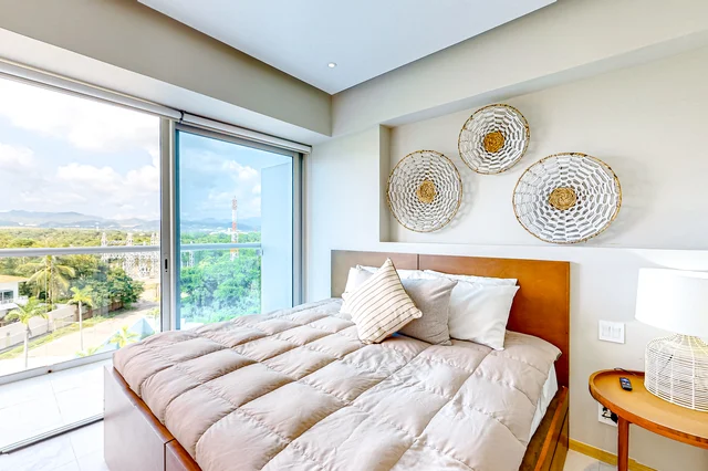 Bedroom 1 image 1