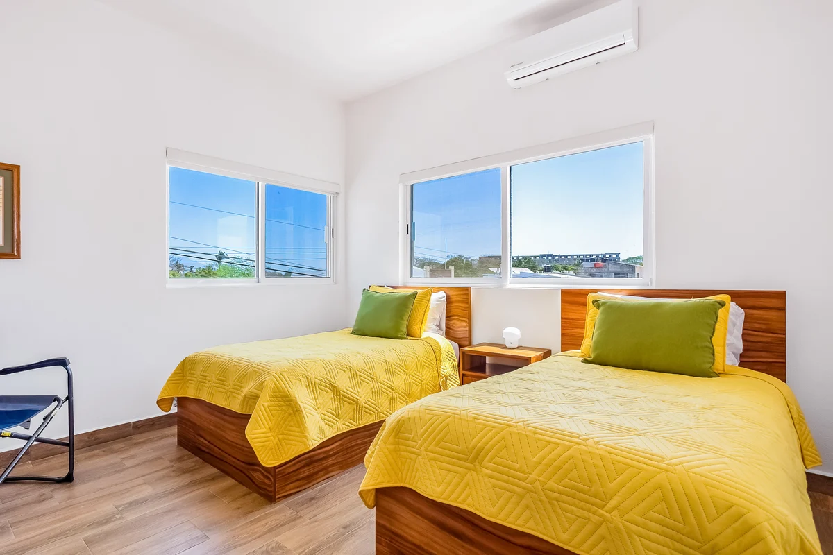 Bedroom 1 image 1