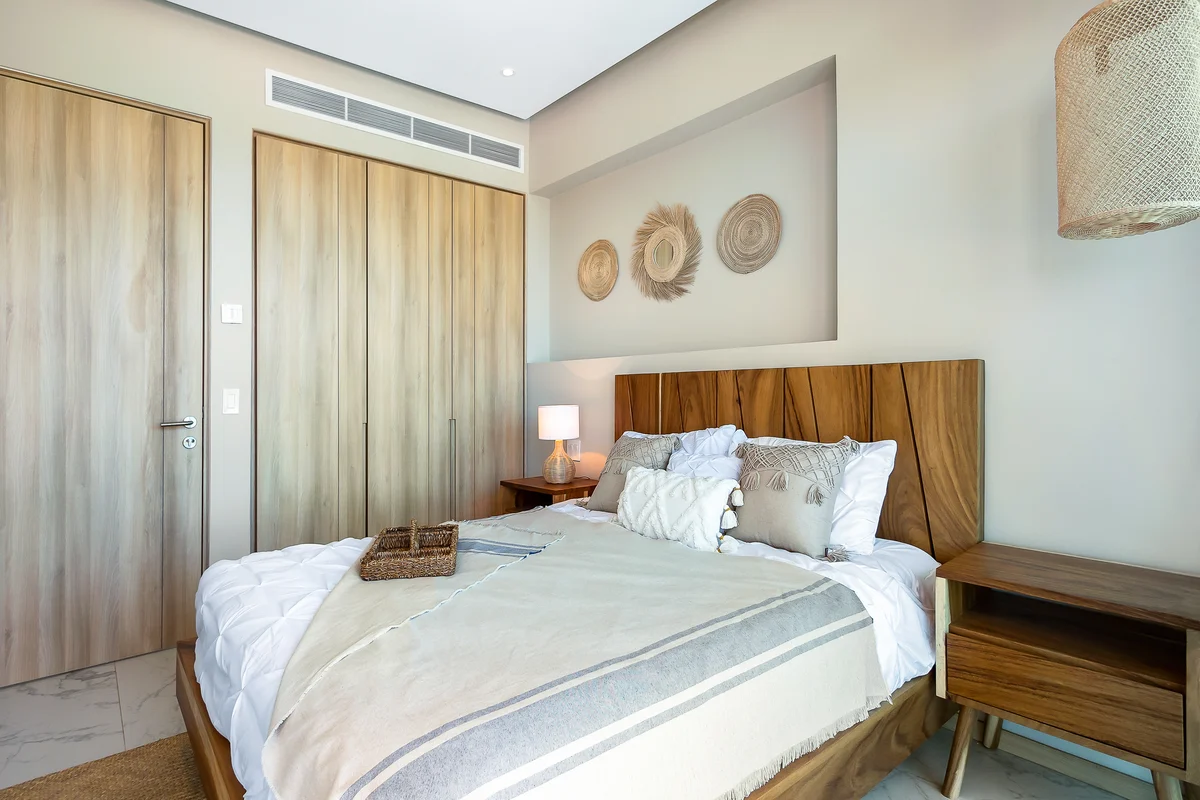 Bedroom 1 image 1