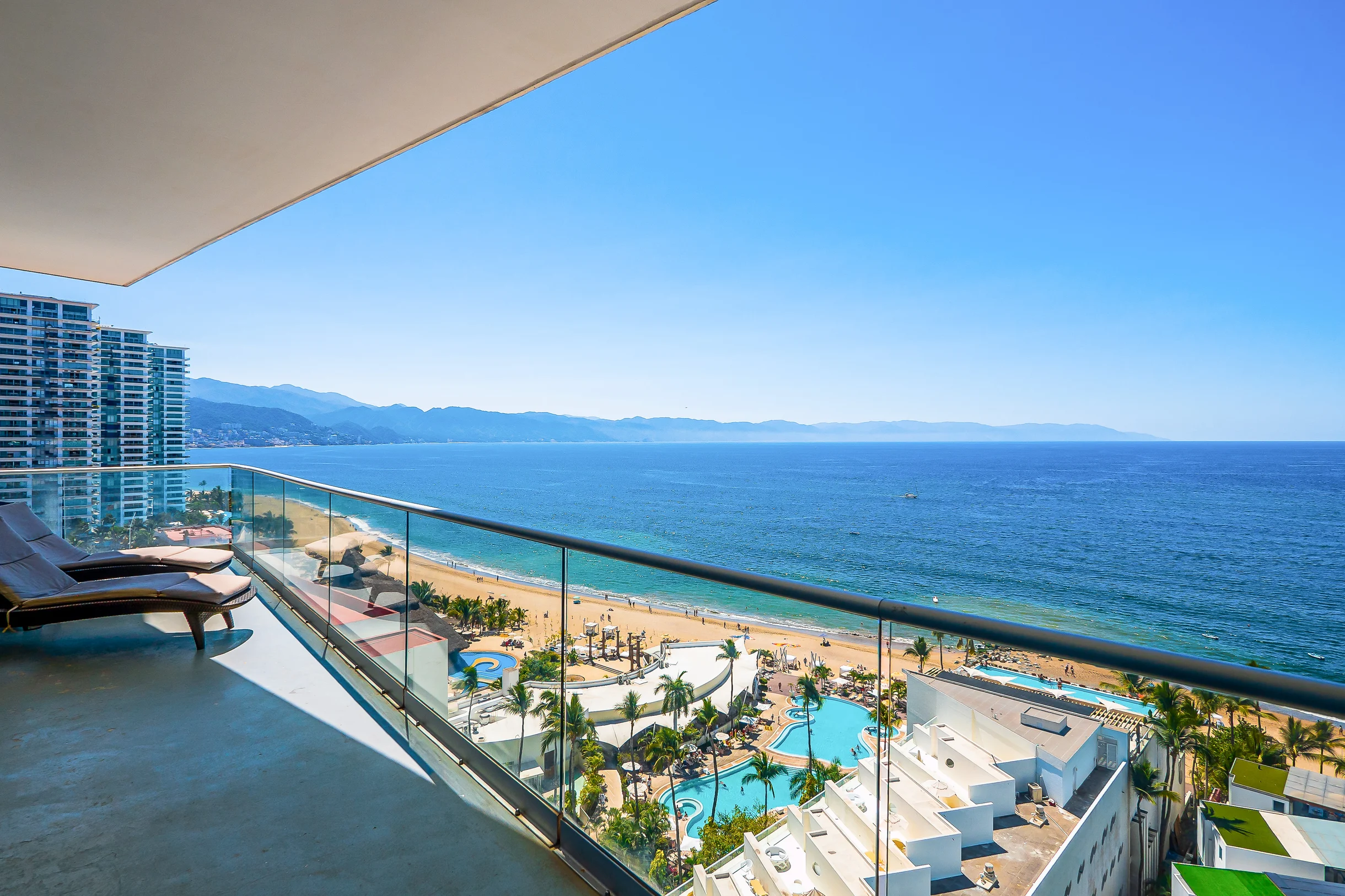 Condo in Puerto Vallarta property photo 2