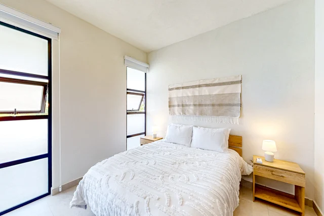 Bedroom 1 image 1