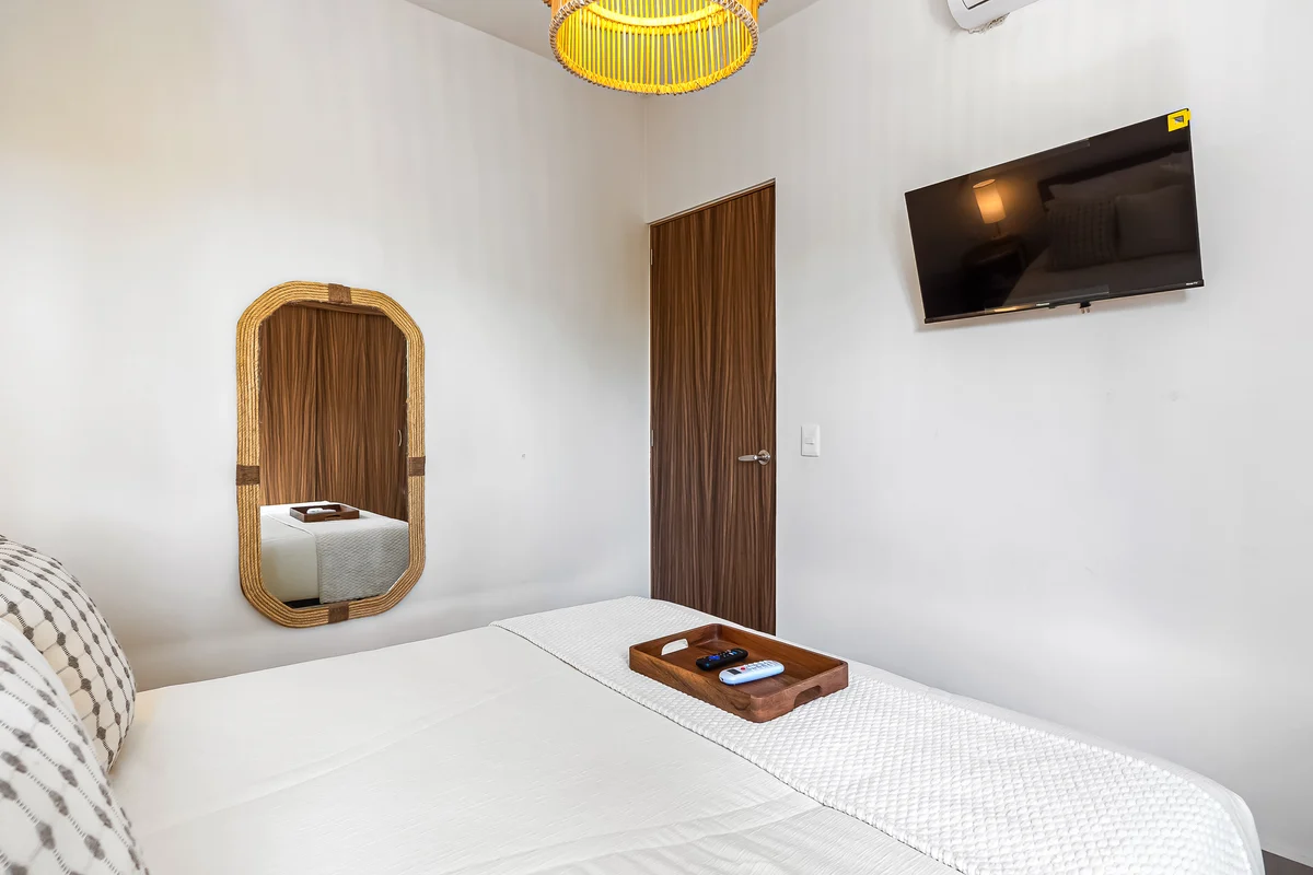 Bedroom 1 image 1