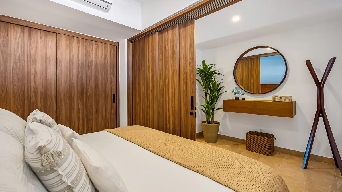 Bedroom 1 image 1