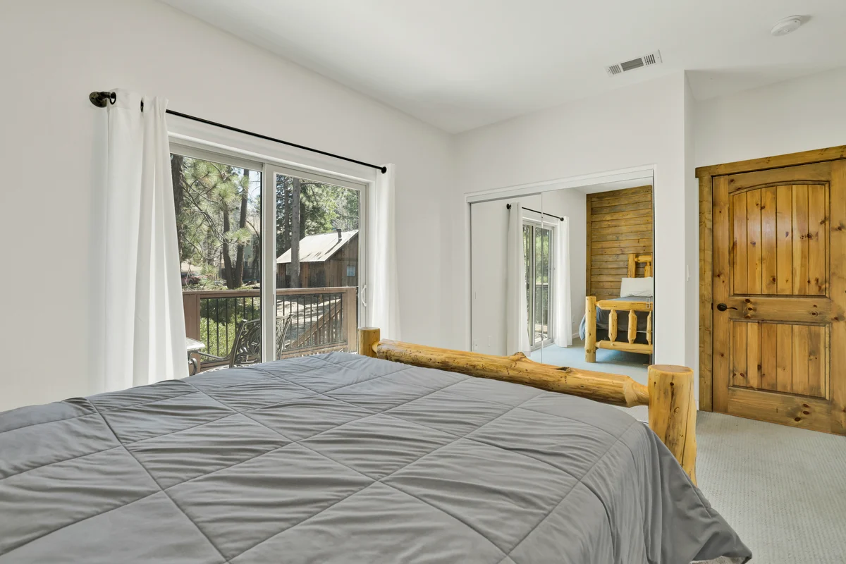 Bedroom 2 image 1