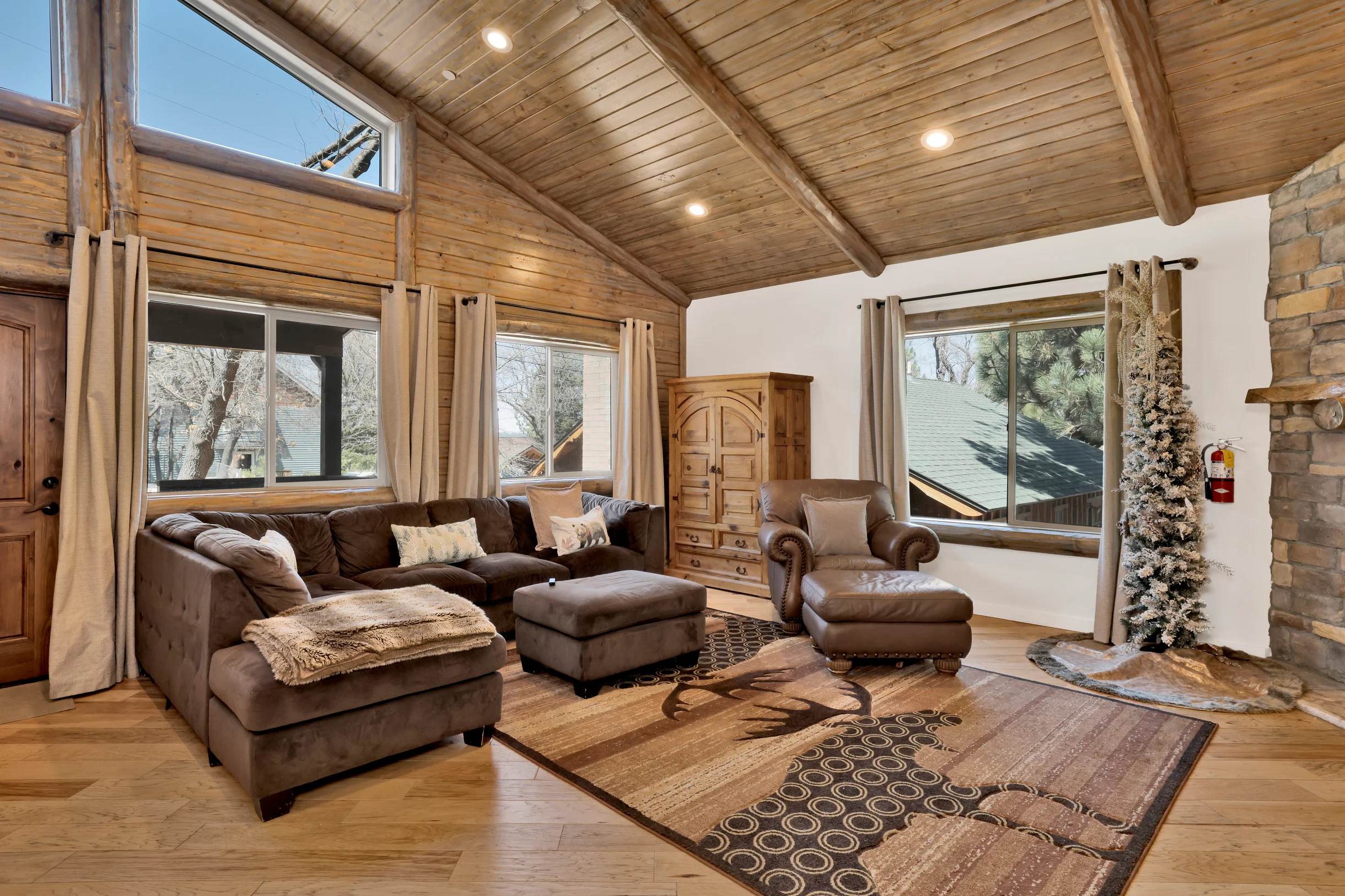 Property in Big Bear Lake property photo 4