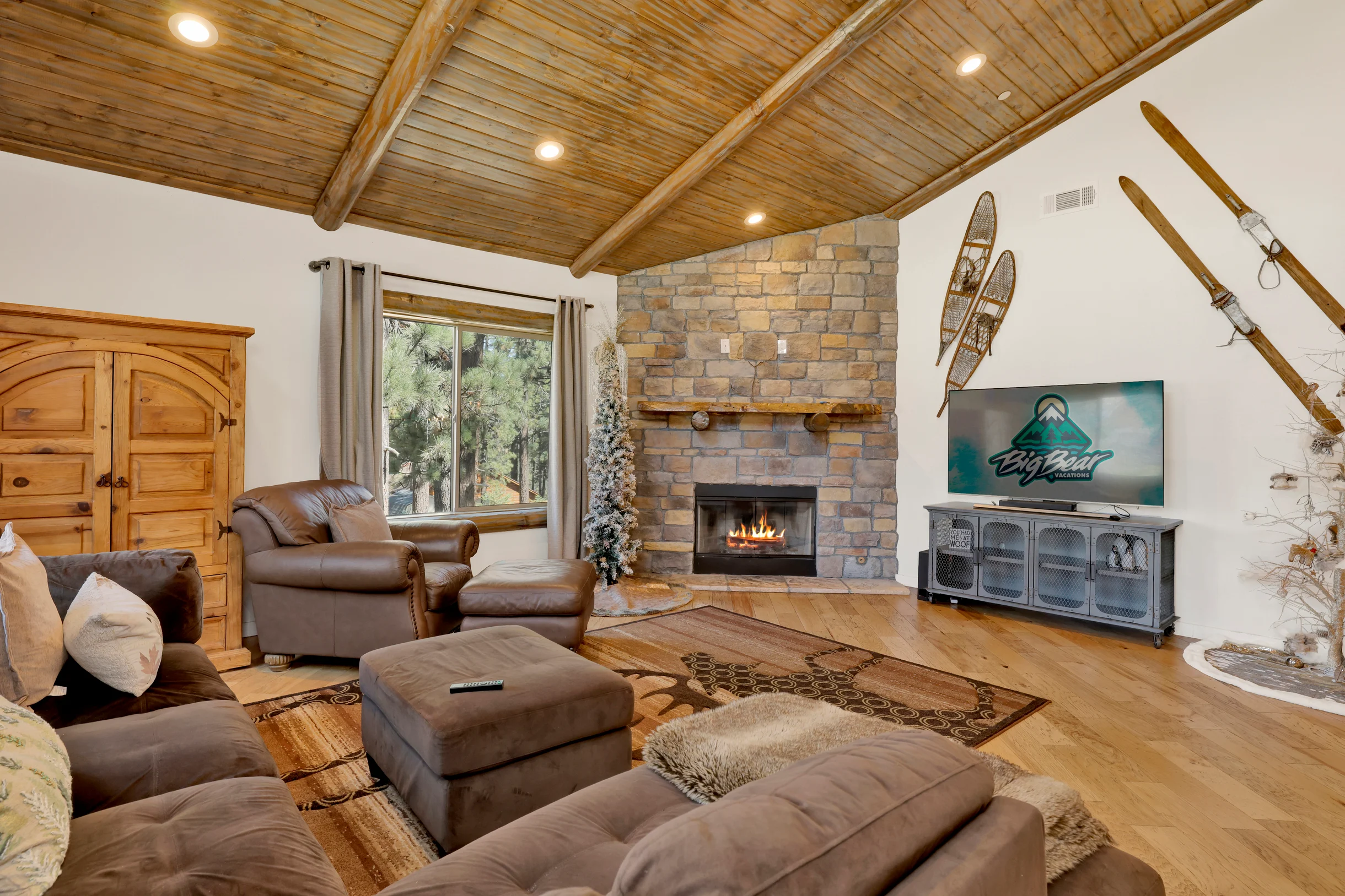 Property in Big Bear Lake property photo 1