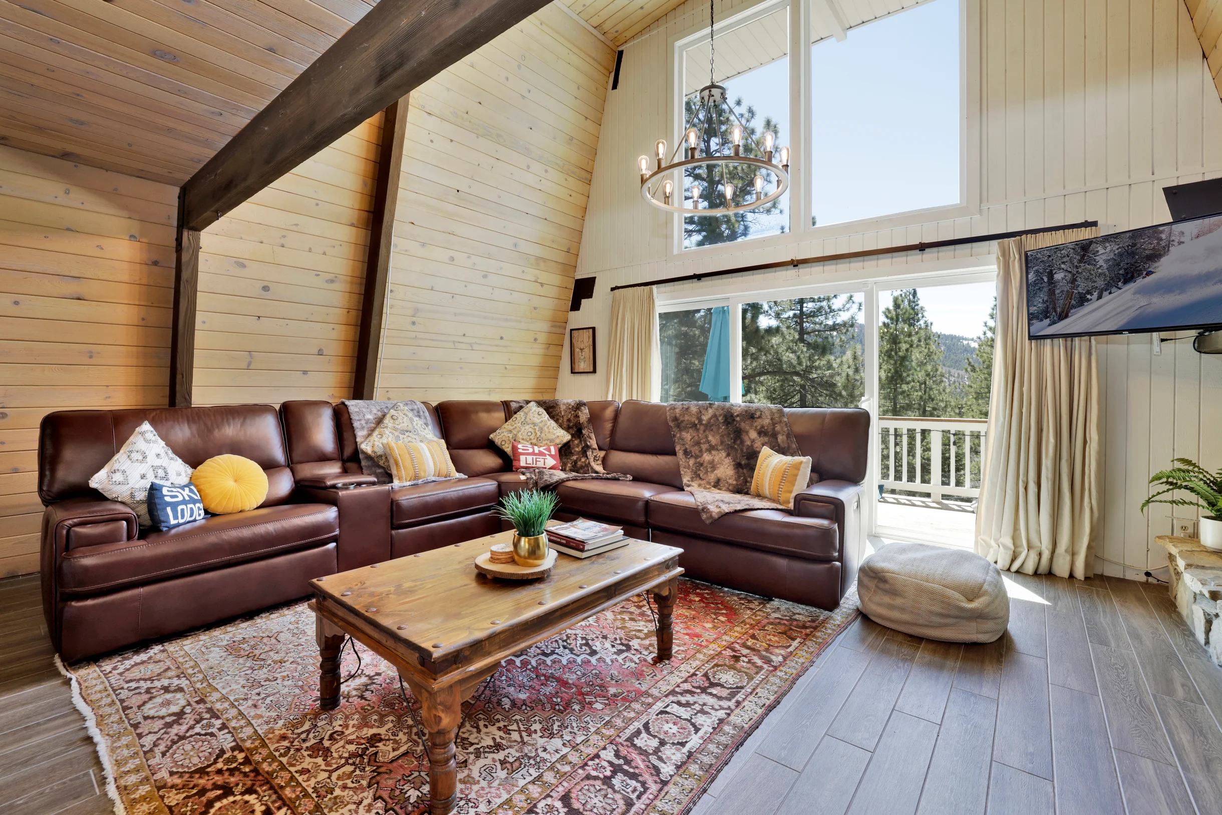 Property in Big Bear Lake property photo 1