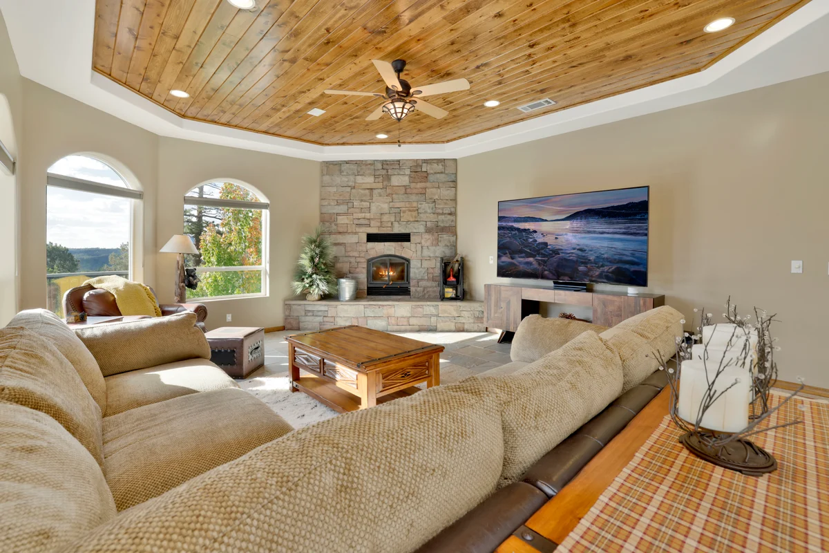 Property in Big Bear Lake property photo 5