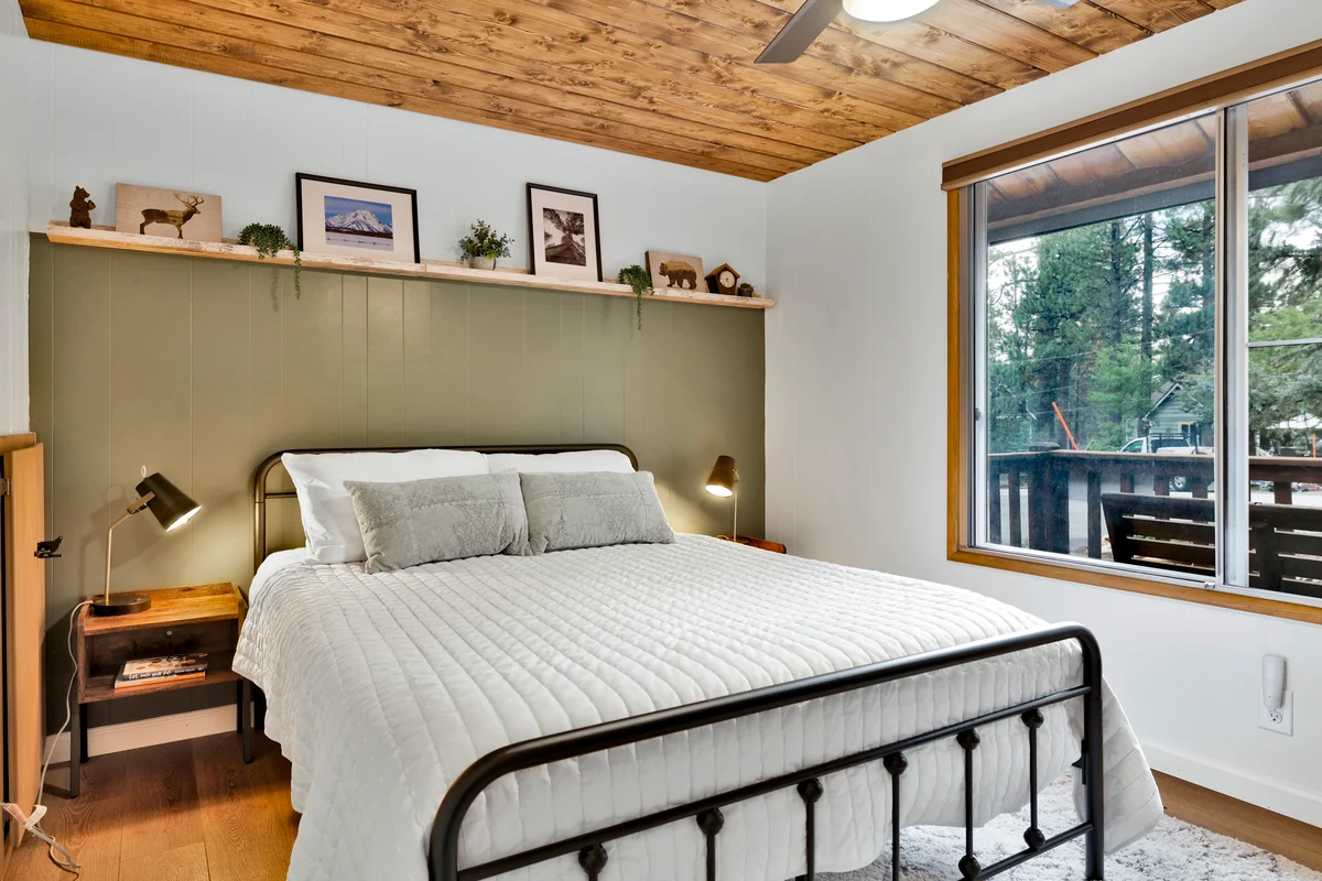 Bedroom 1 image 1