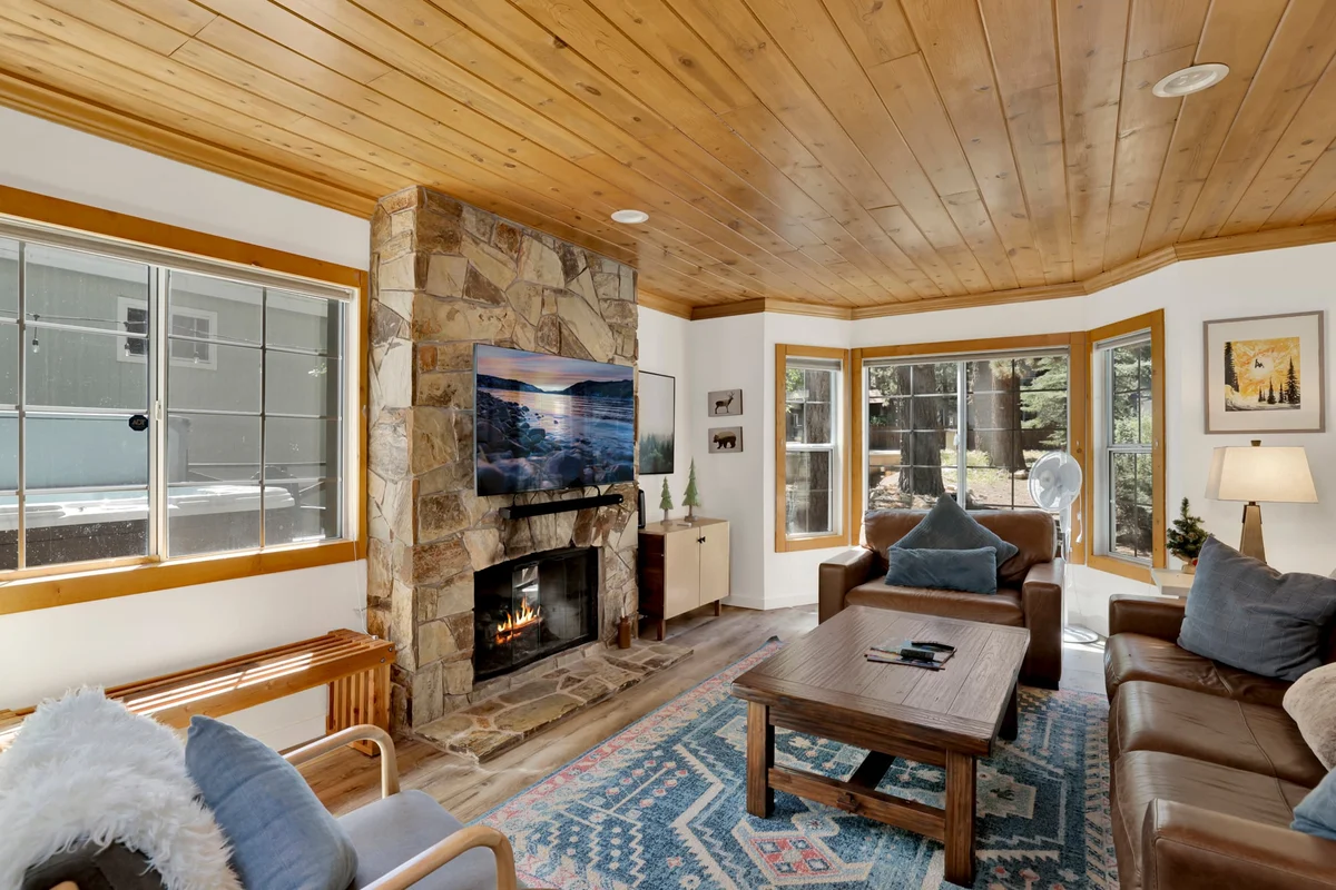 Property in Big Bear Lake property photo 4
