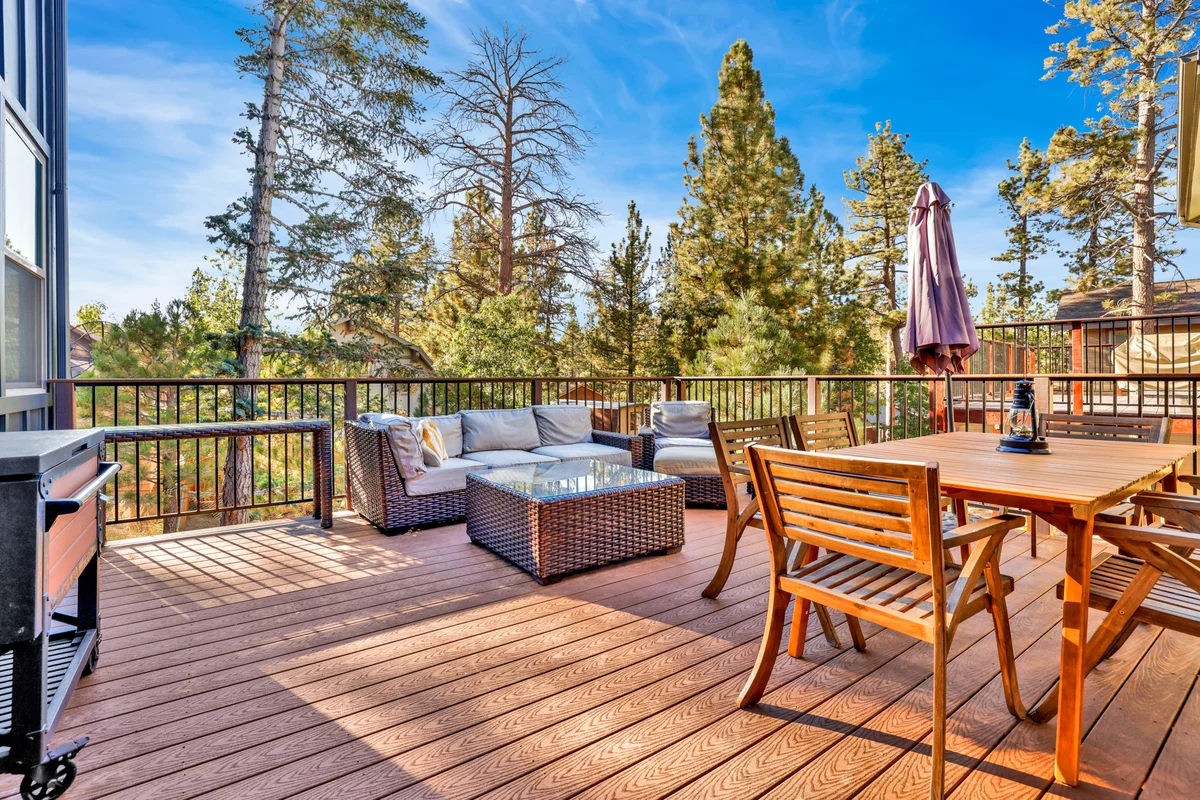 Property in Big Bear Lake property photo 2