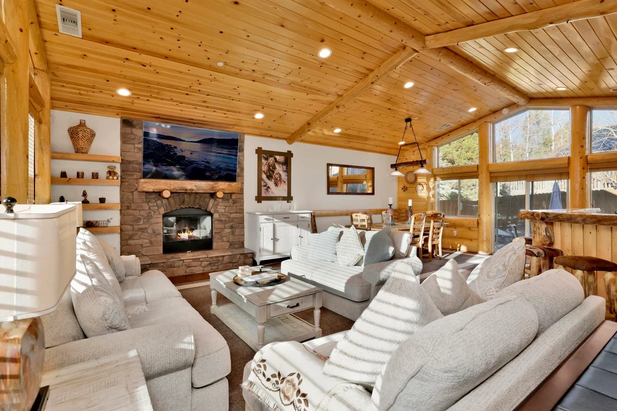 Property in Big Bear Lake property photo 5