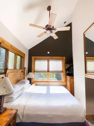 Bedroom 1 image 1