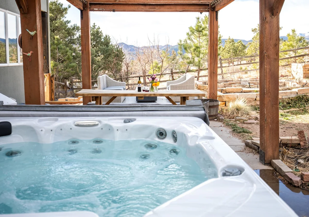 Lyons Luxury Haven/Hot Tub + Golf Cart property photo 2