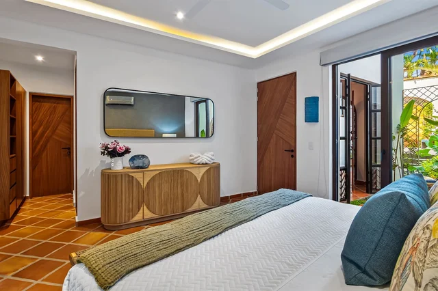 Bedroom 3 image 1