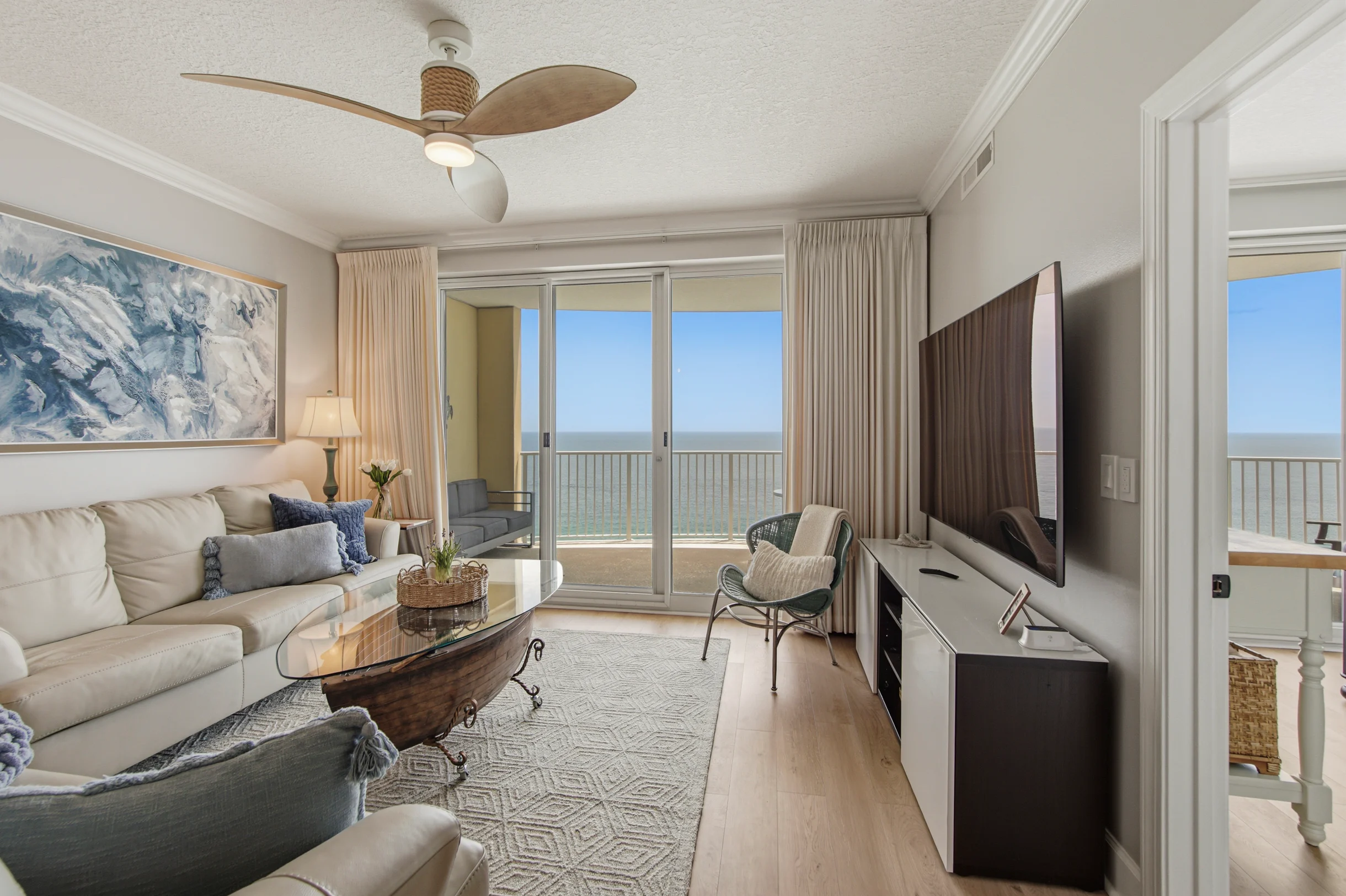 Condo in Panama City Beach property photo 2