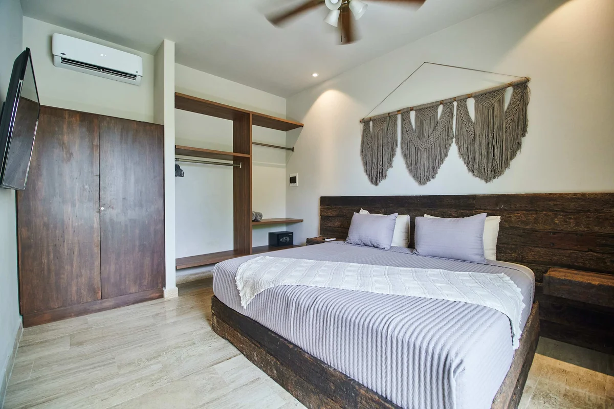 Luxury Villa w/ Private Pool & Sun Deck property photo 4