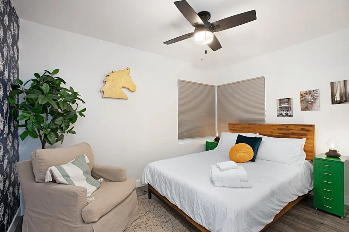 Bedroom 3 image 1