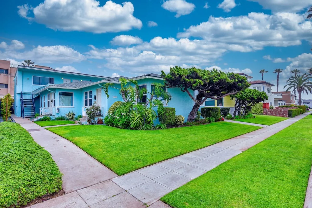 Home in Oceanside property photo 3
