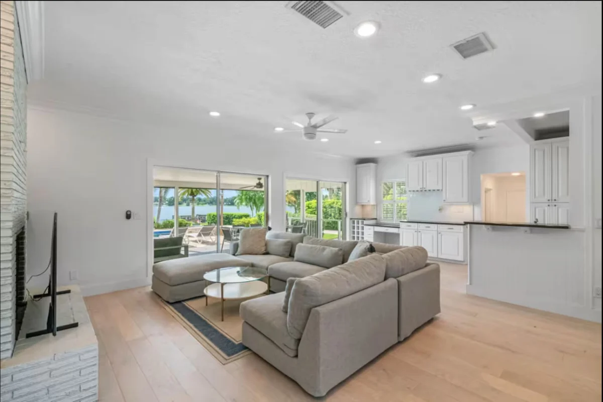 Home in Orlando property photo 3