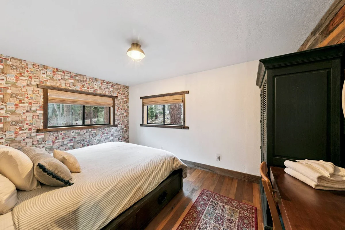 Bedroom 3 image 1