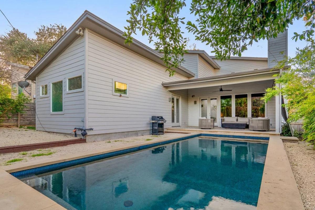 Home in Austin property photo 3