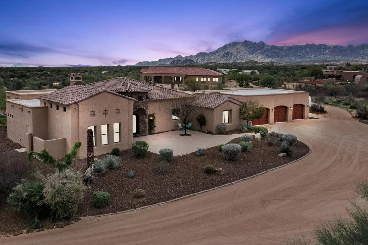 Home in Scottsdale property photo 5