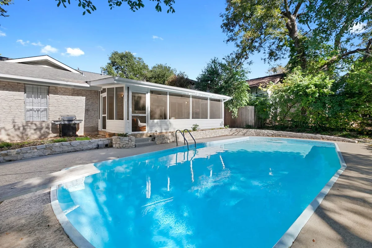Home in Austin property photo 2