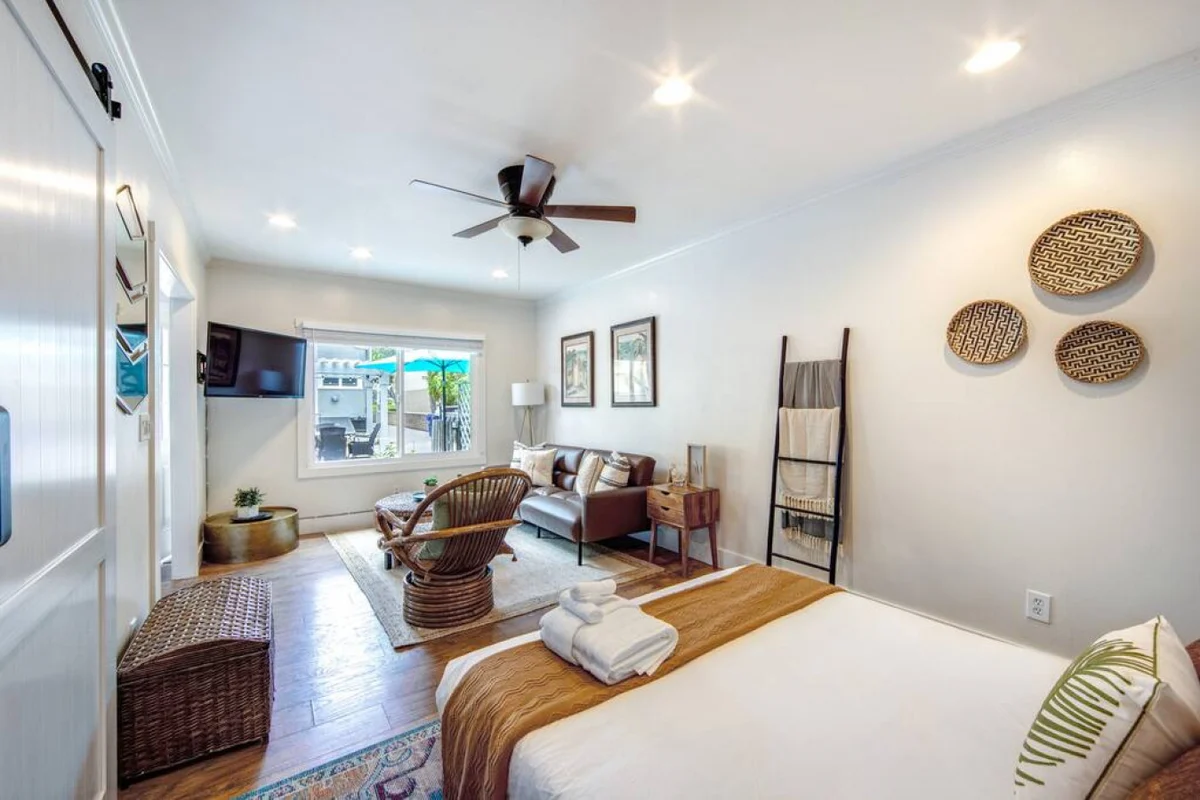 Home in Coronado property photo 3