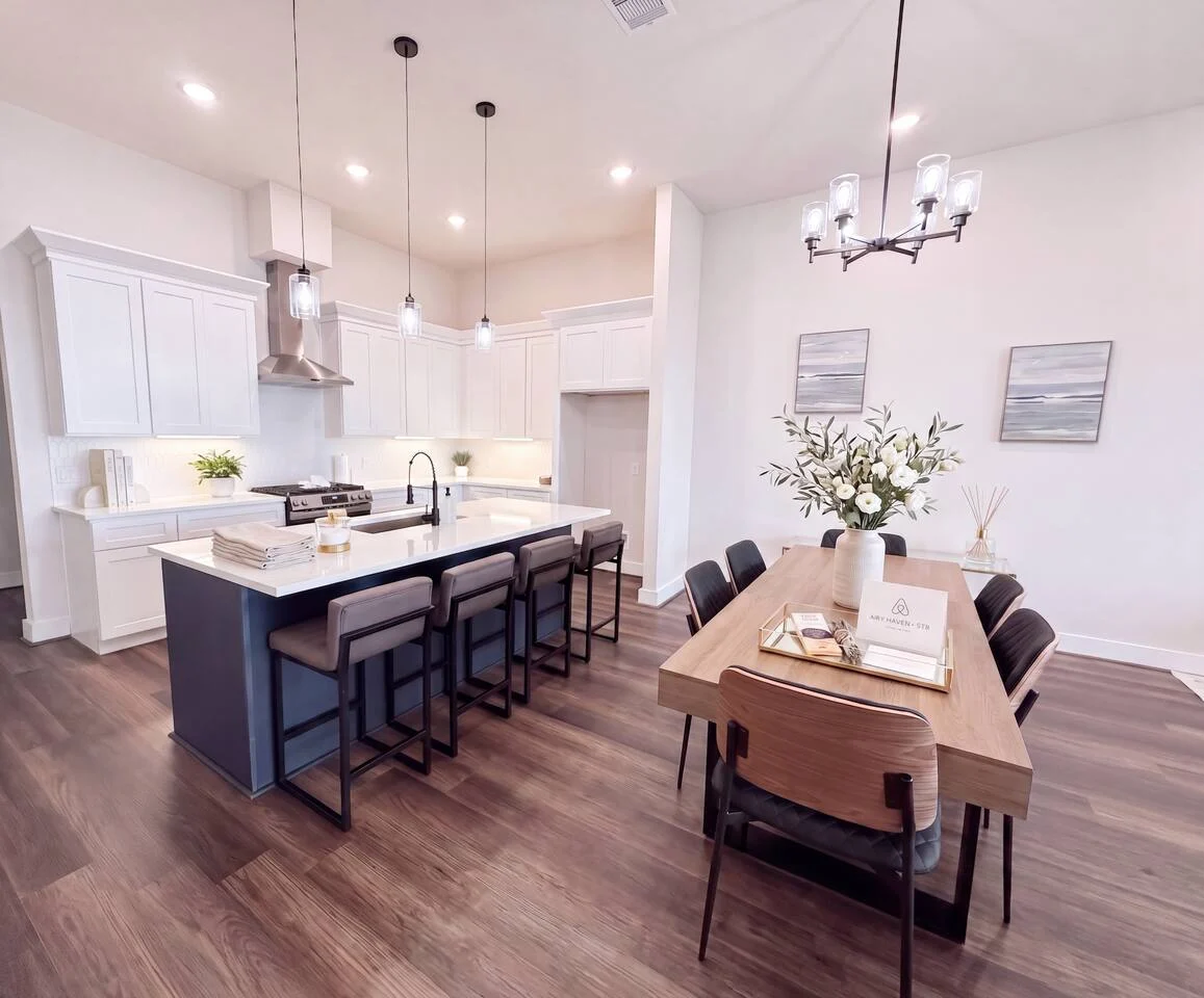 Home in Seabrook property photo 3