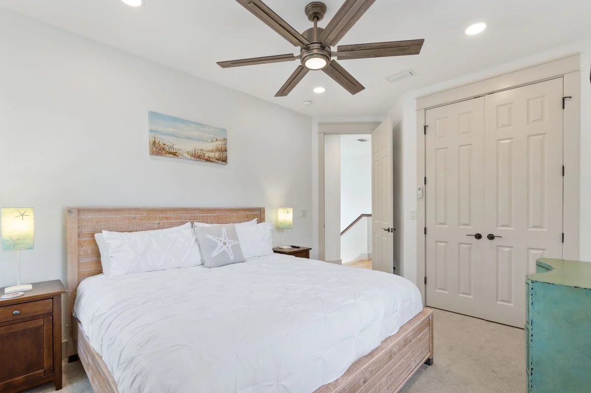 Bedroom image 1