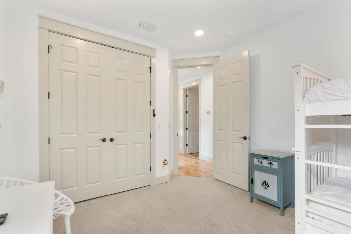 Bedroom image 1