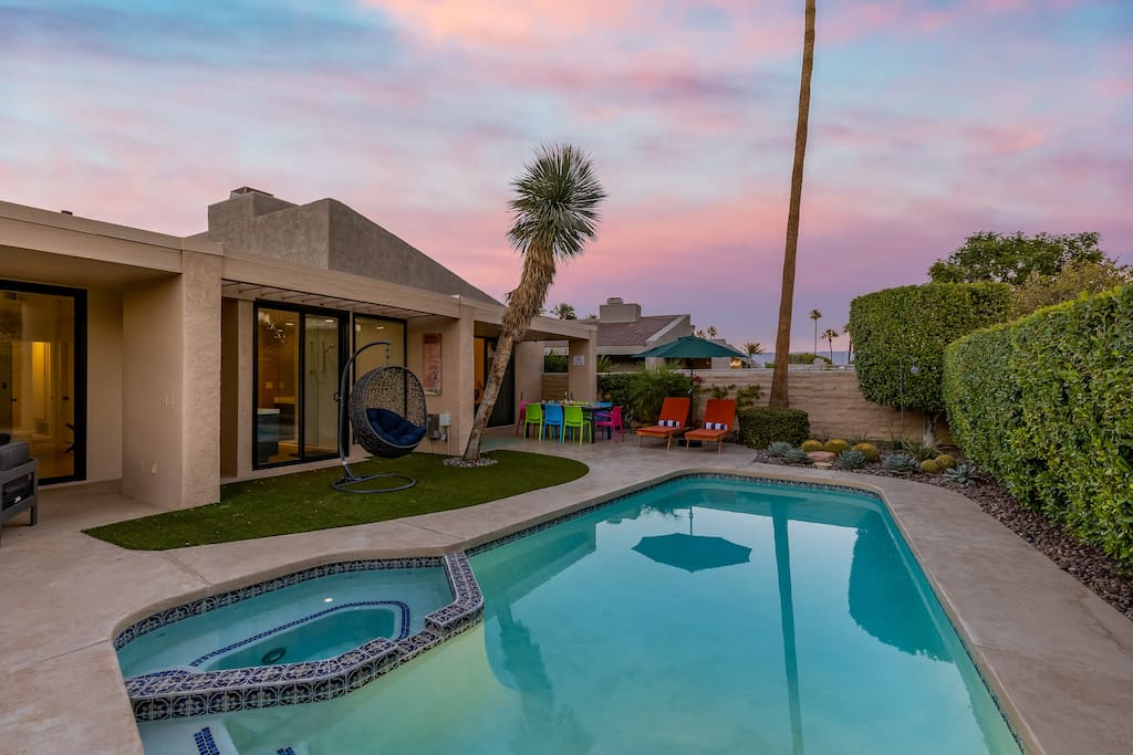 Home in Palm Springs property photo 2