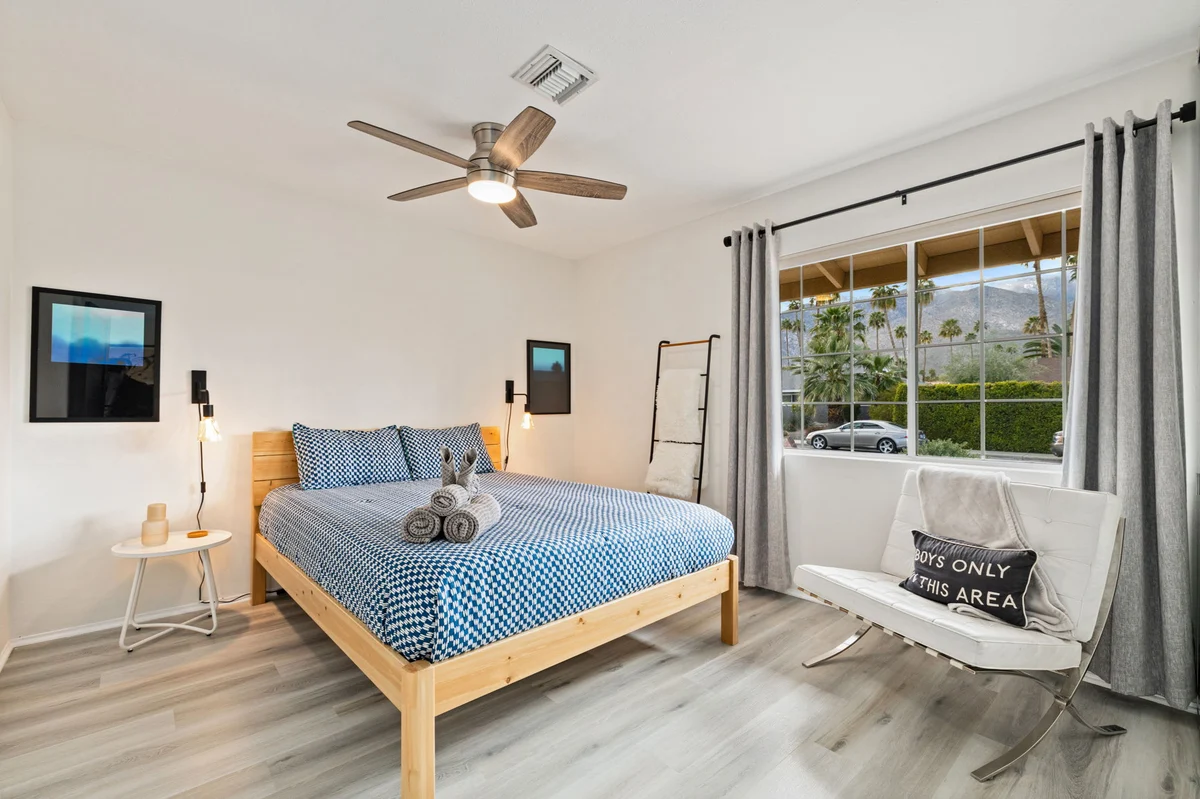 Bedroom 1 image 1