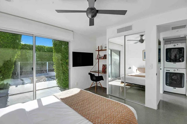 Bedroom 1 image 1