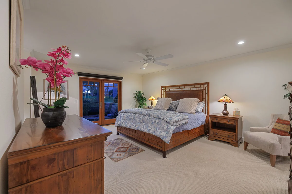 Bedroom 1 image 1
