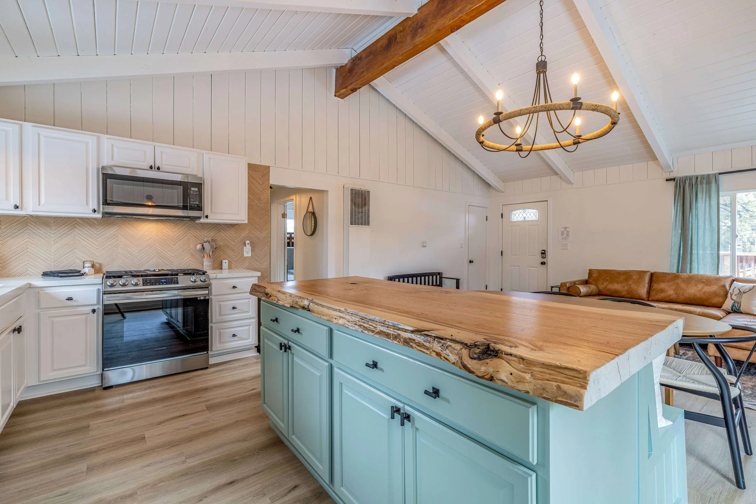 Home in Big Bear Lake property photo 4