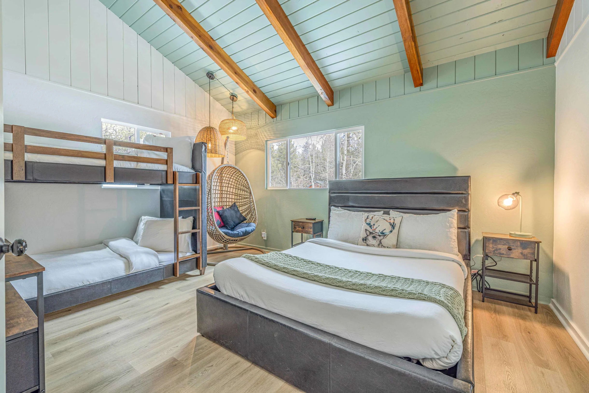 Home in Big Bear Lake property photo 3