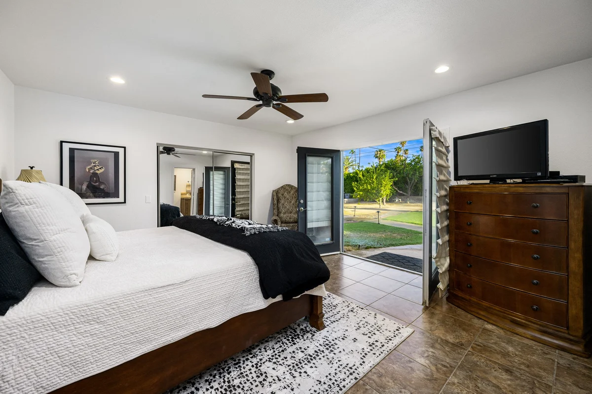 Home in Palm Desert property photo 5
