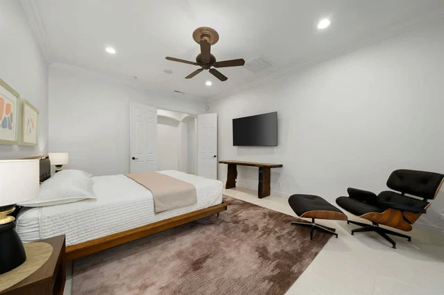 Bedroom 4 image 1