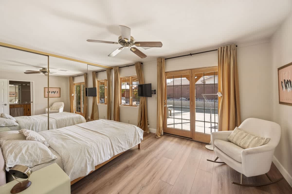 Home in Palm Desert property photo 3
