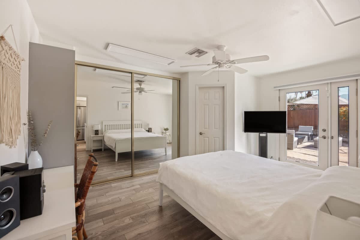 Bedroom 3 image 1