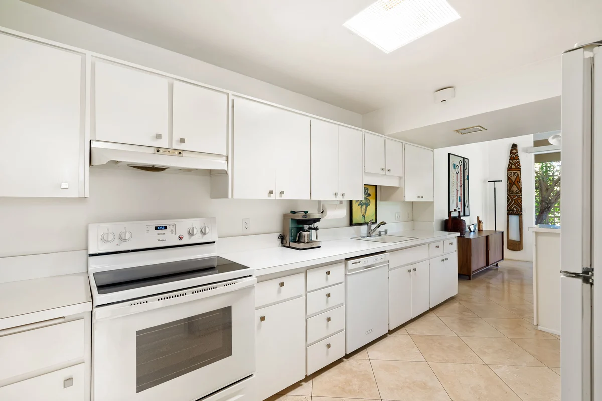 Condo in Palm Desert property photo 4
