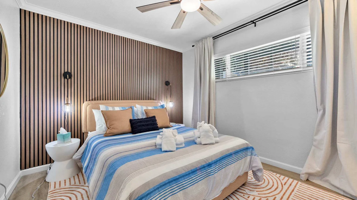 Bedroom 1 image 1