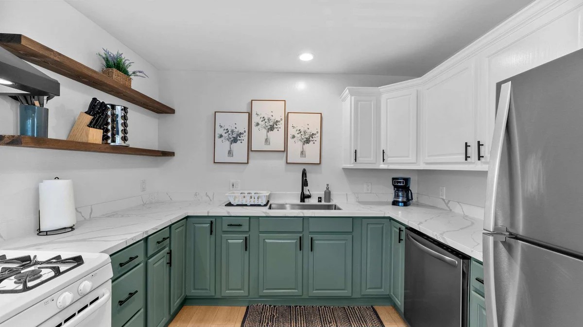 Apartment in San Diego property photo 3