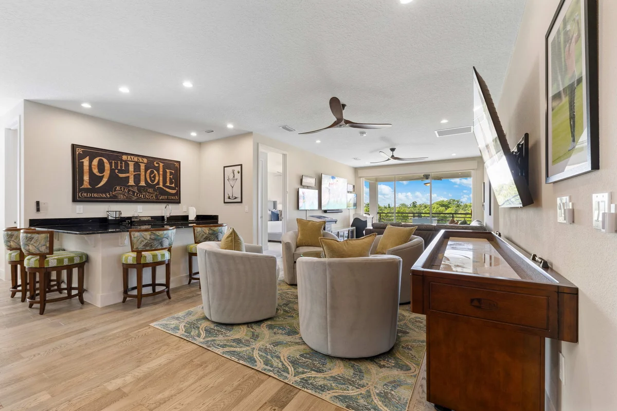 Home in Kissimmee property photo 3