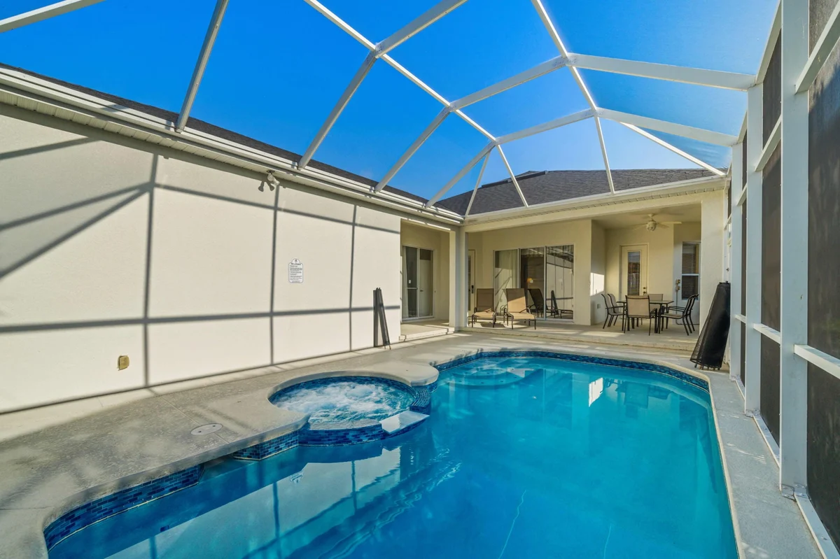 Home in Kissimmee property photo 2